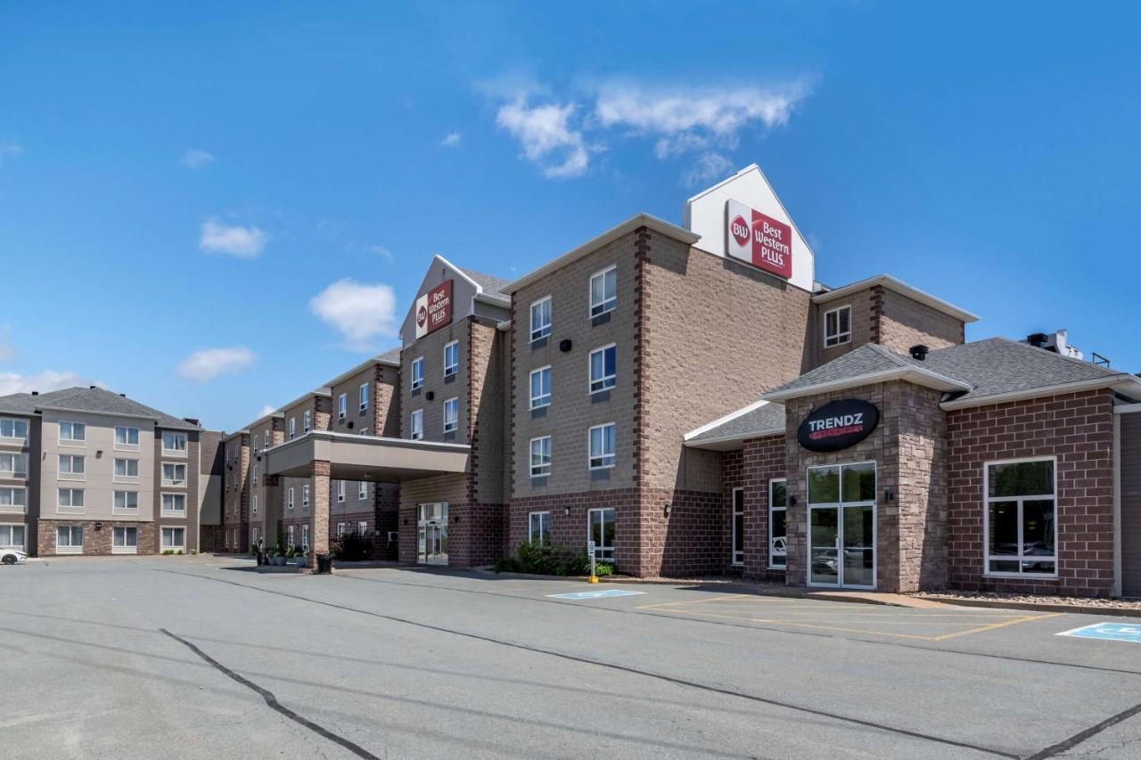 Western & Hotel