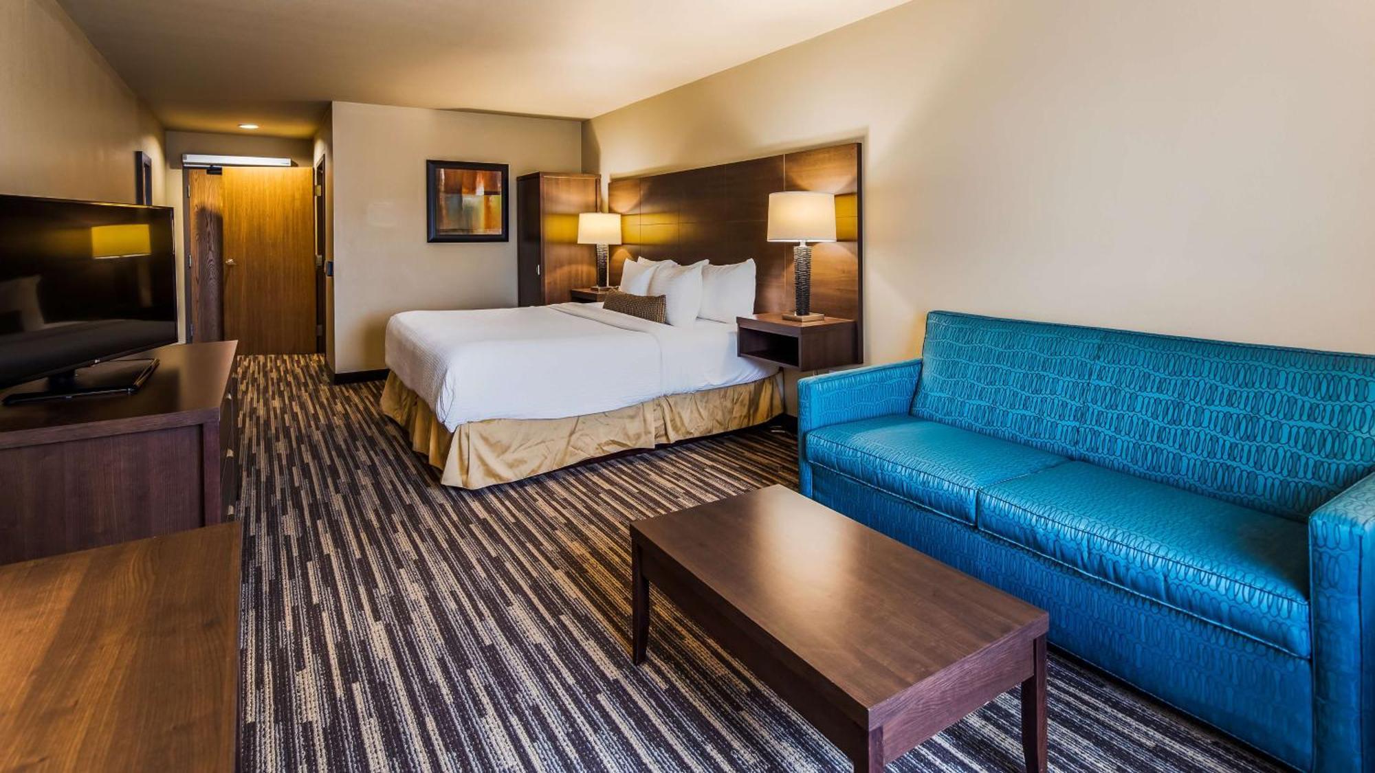 Western & Hotel